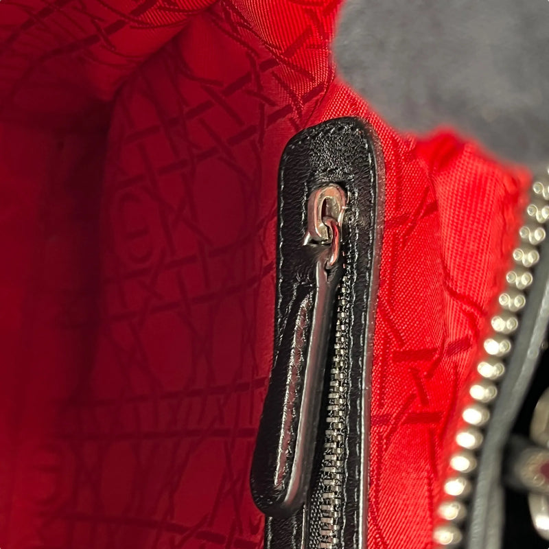 Dior Lady Dior Large Handbag - Black 