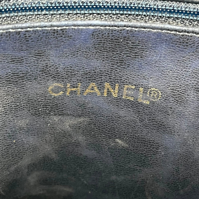 CHANEL CCロゴ ラムスキン チェーンショルダーバッグ - ブラック