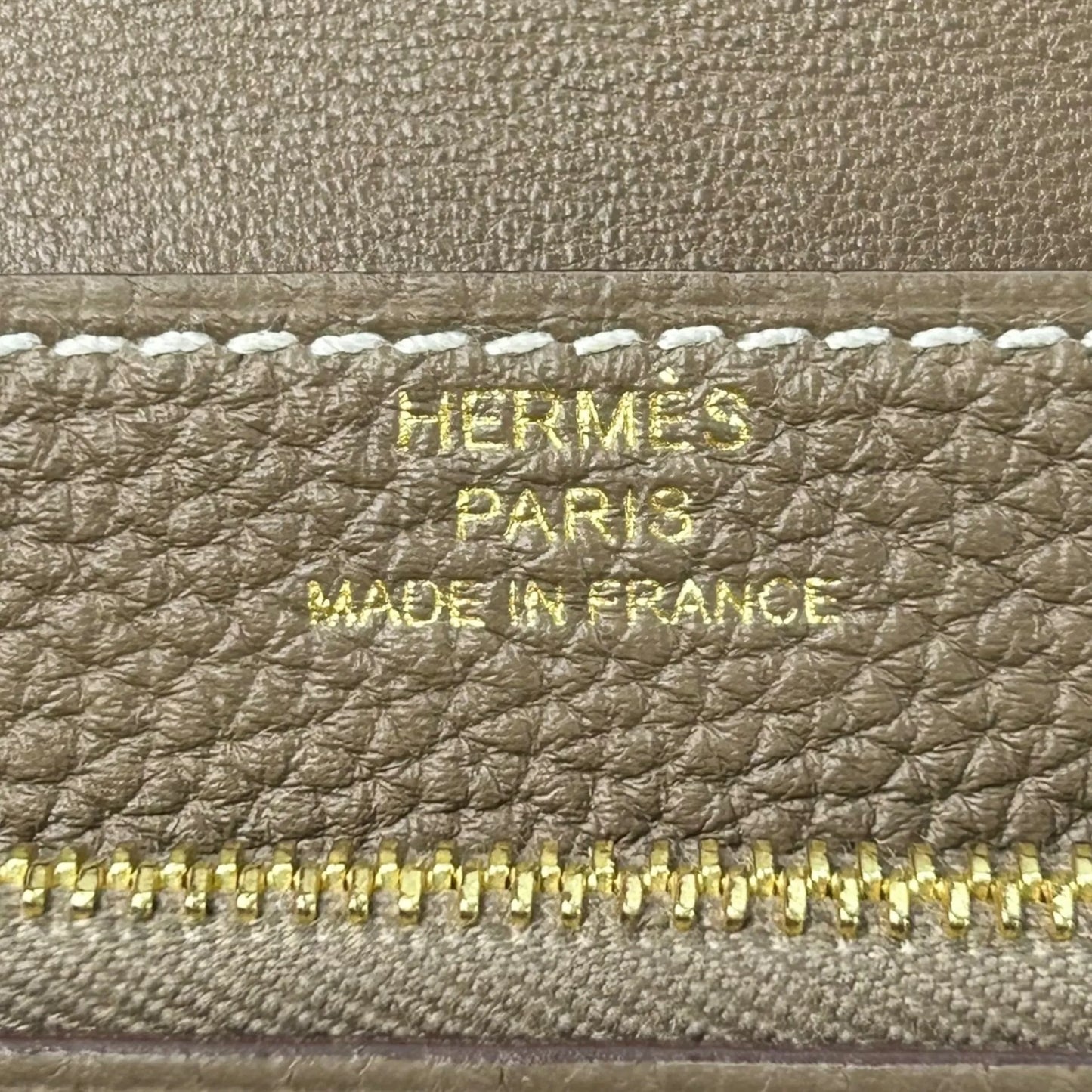 Hermes ドゴン ドゴ コンパクトウォレット 二つ折り財布 カードケース Z刻印 (2021) - ブラウン