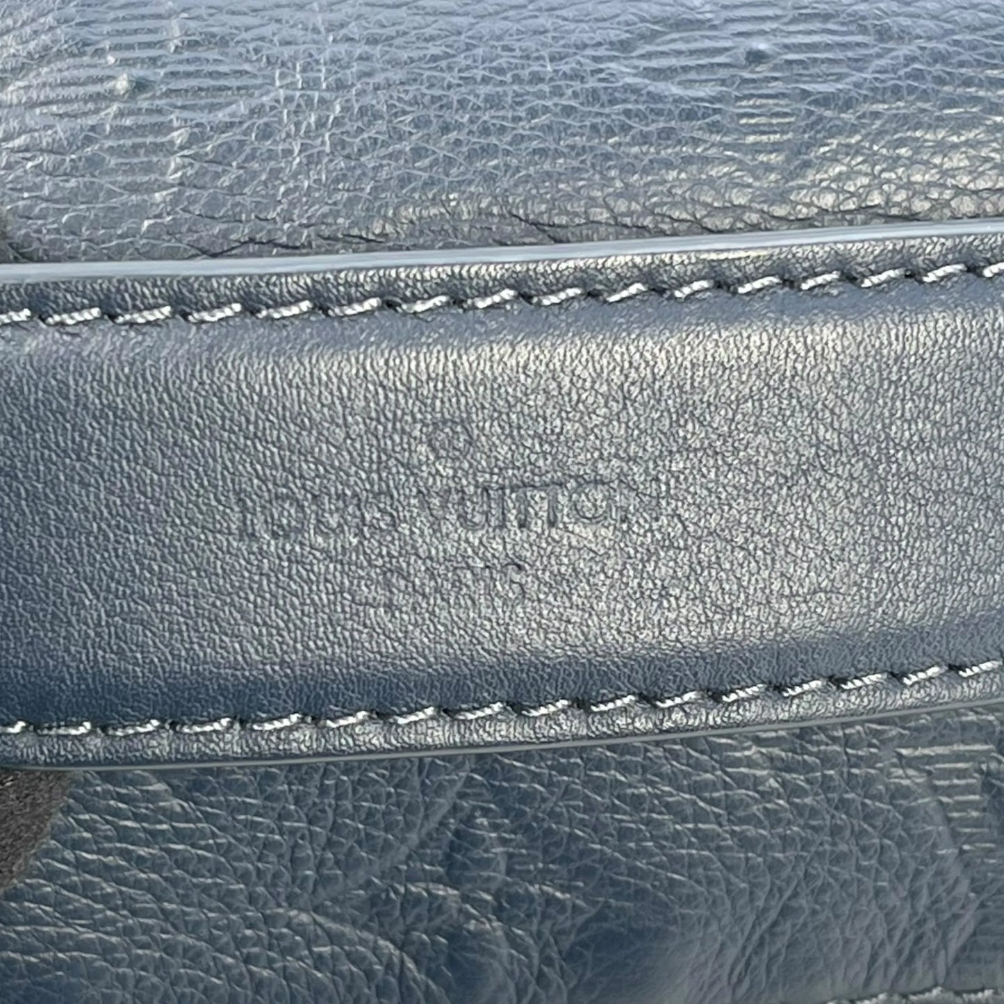 Louis Vuitton モノグラム シャドウ ディスカバリー バムバッグ ボディバッグ - ネイビー