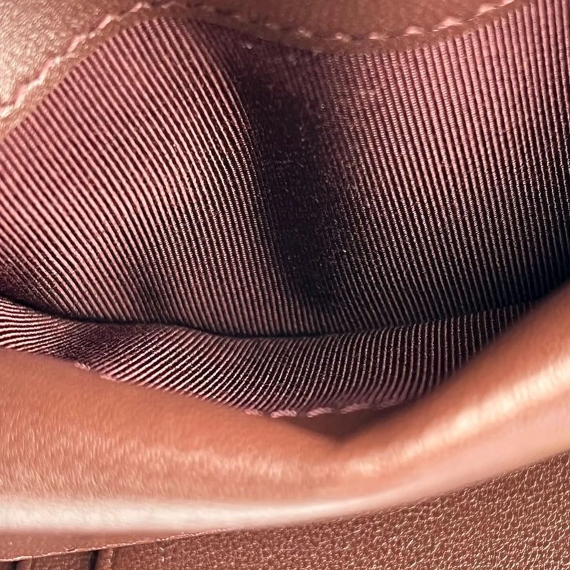 CHANEL マトラッセ クラシック フラップ コンパクトウォレット ラムスキン 三つ折り財布 - ブラック