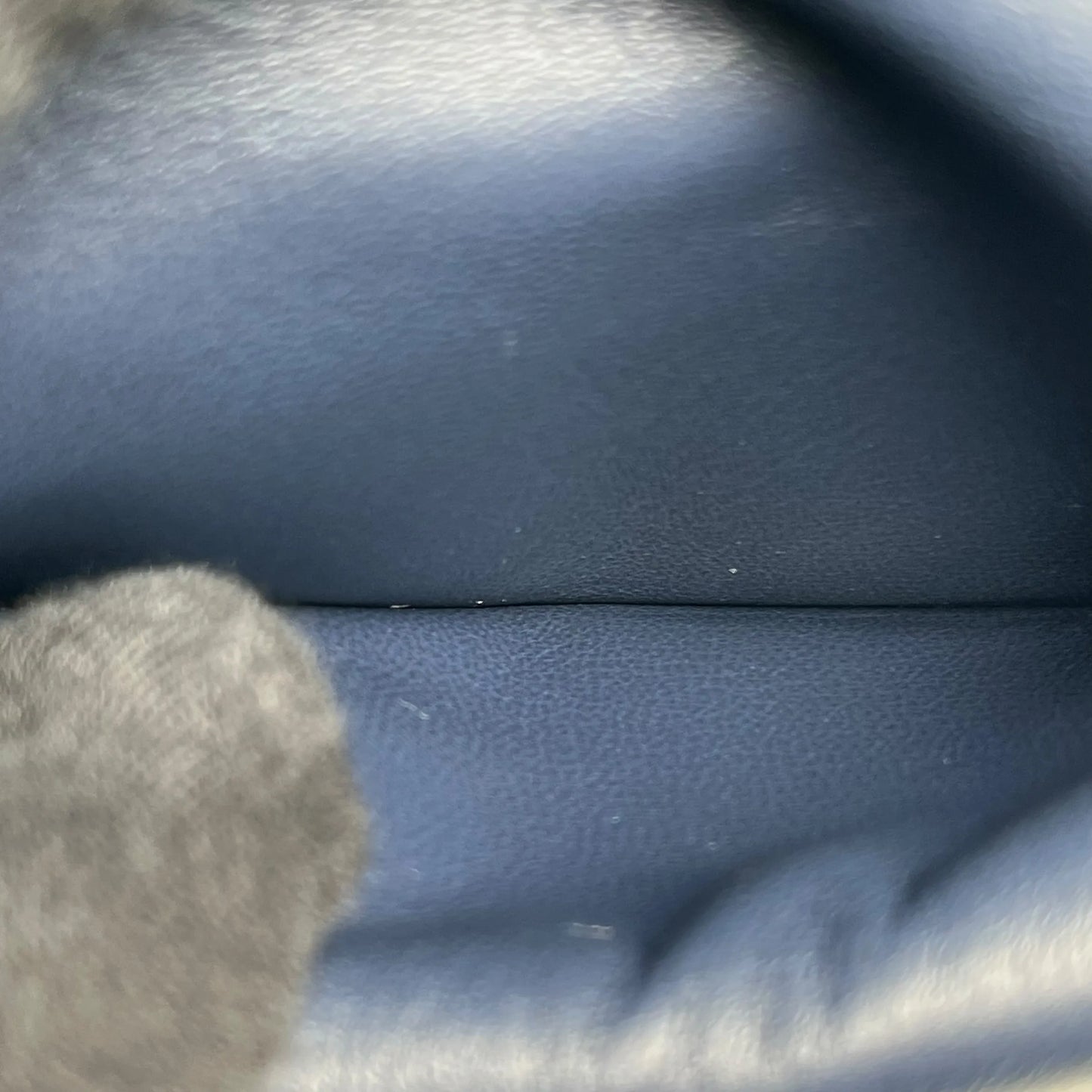 LOUIS VUITTON Portefeuille Lou Monogram Compact Wallet Bi-fold Wallet - Navy 