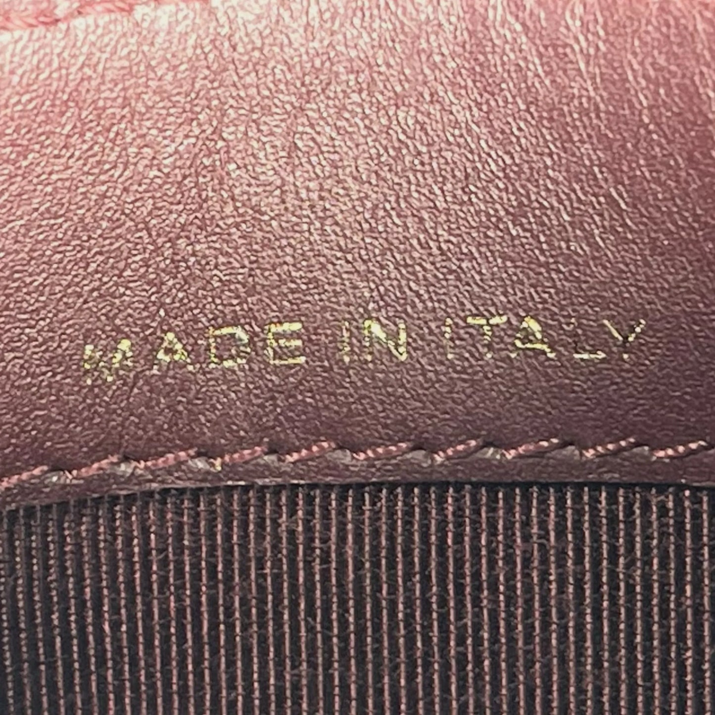 CHANEL Matelasse Caviar Leather Card Case - Black 