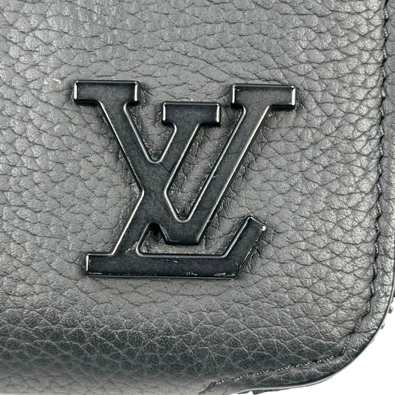 LOUIS VUITTON Alpha Wearable Monogram Eclipse Shoulder Bag - Black 