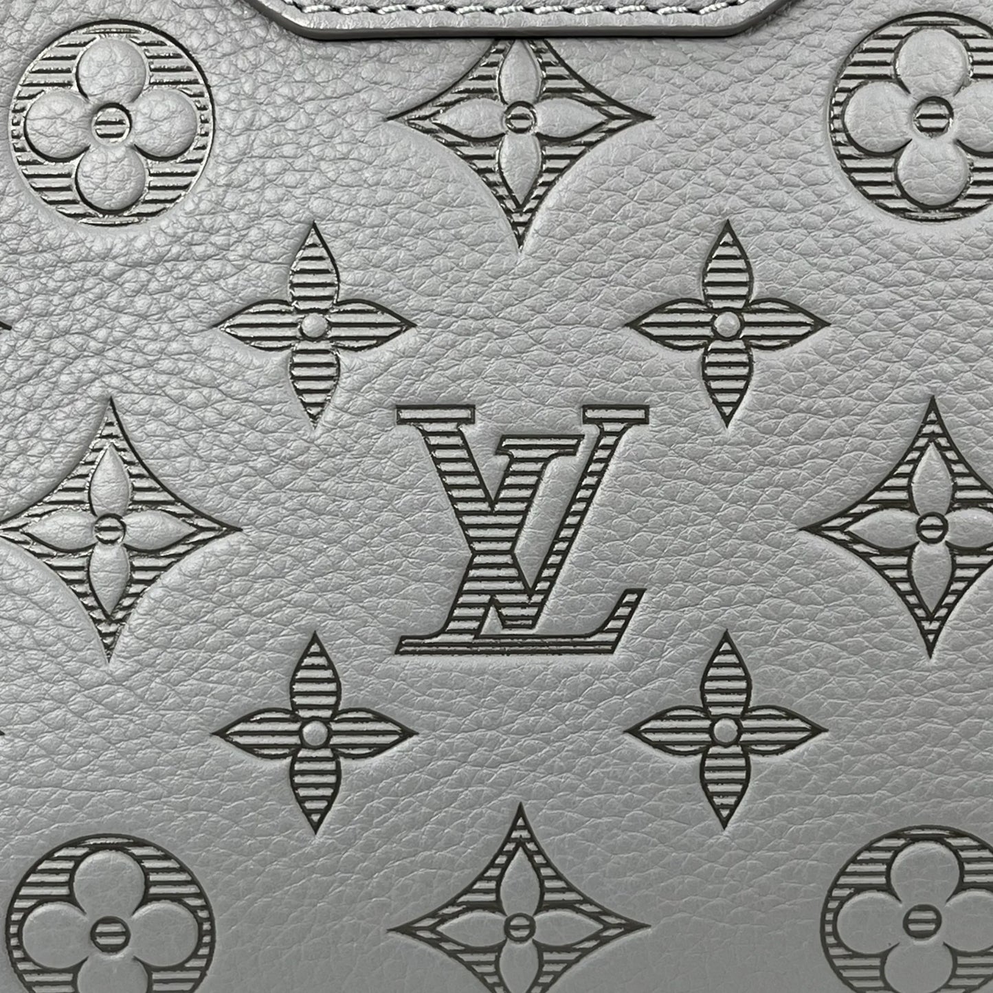 Louis Vuitton Trio Messenger Monogram Shadow Shoulder Bag - Grey 