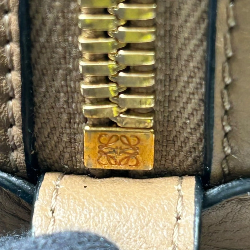 Loewe Amazona 28 Calfskin Handbag/Shoulder Bag - Brown 