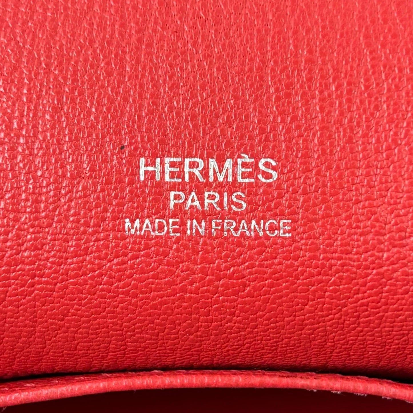 Hermès Gypsiere 37 Shoulder Bag in Taurillon Clemence Leather with N Stamp (2010) - Red 