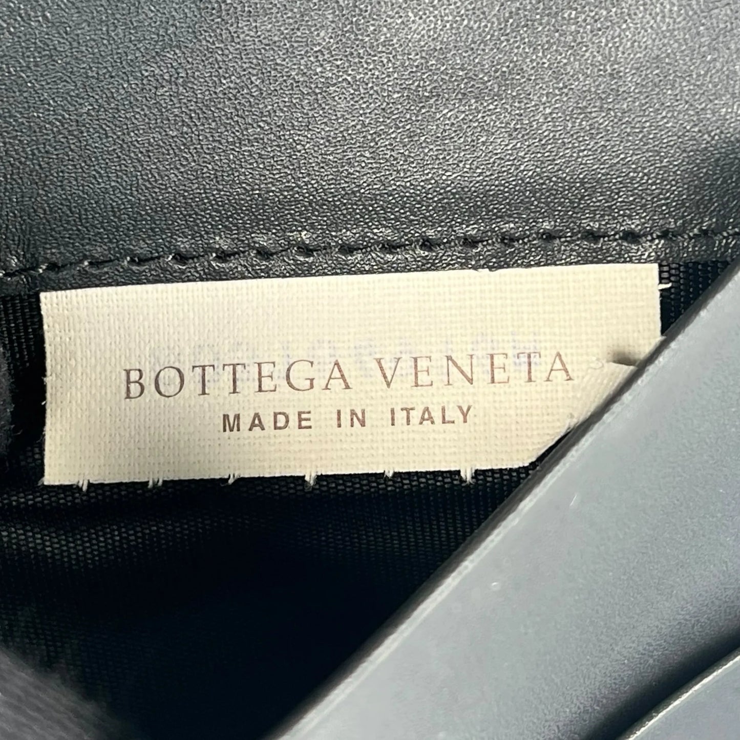 BOTTEGA VENETA Intrecciato Leather Bi-fold Long Wallet - Black 