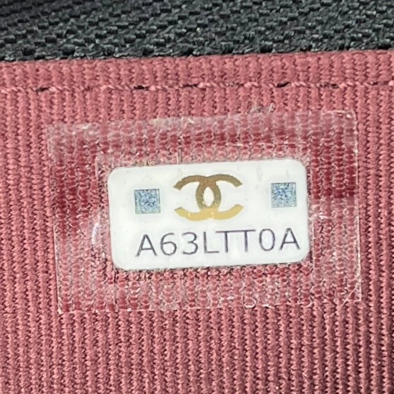 CHANEL マトラッセ キャビアスキン クラシックジップ コインケース - ブラック