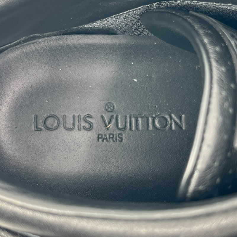 Louis Vuitton Black Leather Sneakers for Men - Black 