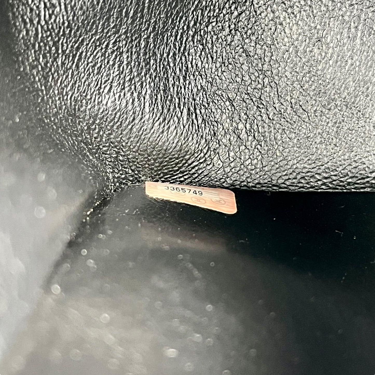 CHANEL マドモアゼル キャビアスキン ハンドバッグ - ブラック