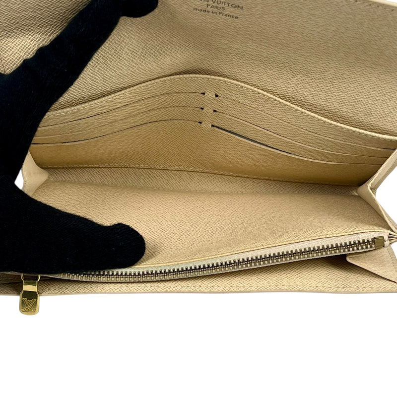 Louis Vuitton Damier Azur Portefeuille Sarah Long Wallet - White 