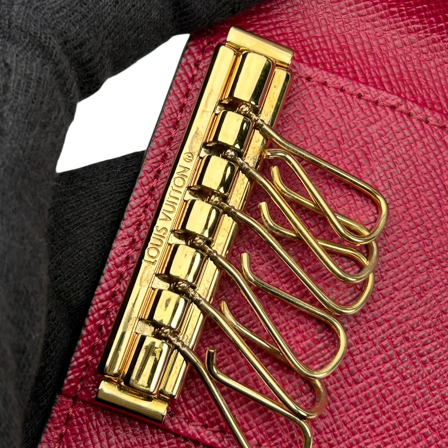 Louis Vuitton Monogram Canvas 6 Key Case - Brown - 34073 