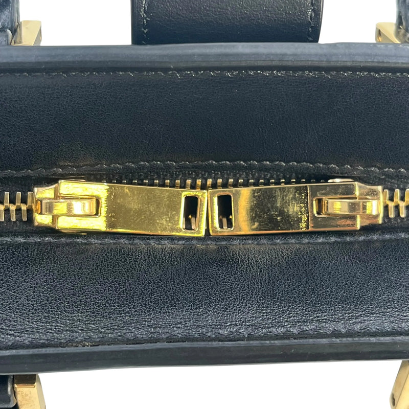 SAINT LAURENT ベイビーカバス レザー ハンドバッグ ショルダーバッグ - ブラック