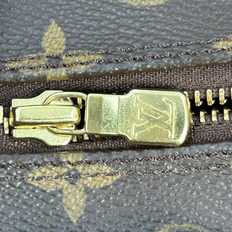 LOUIS VUITTON Boulogne Monogram Canvas Shoulder Bag - Brown 