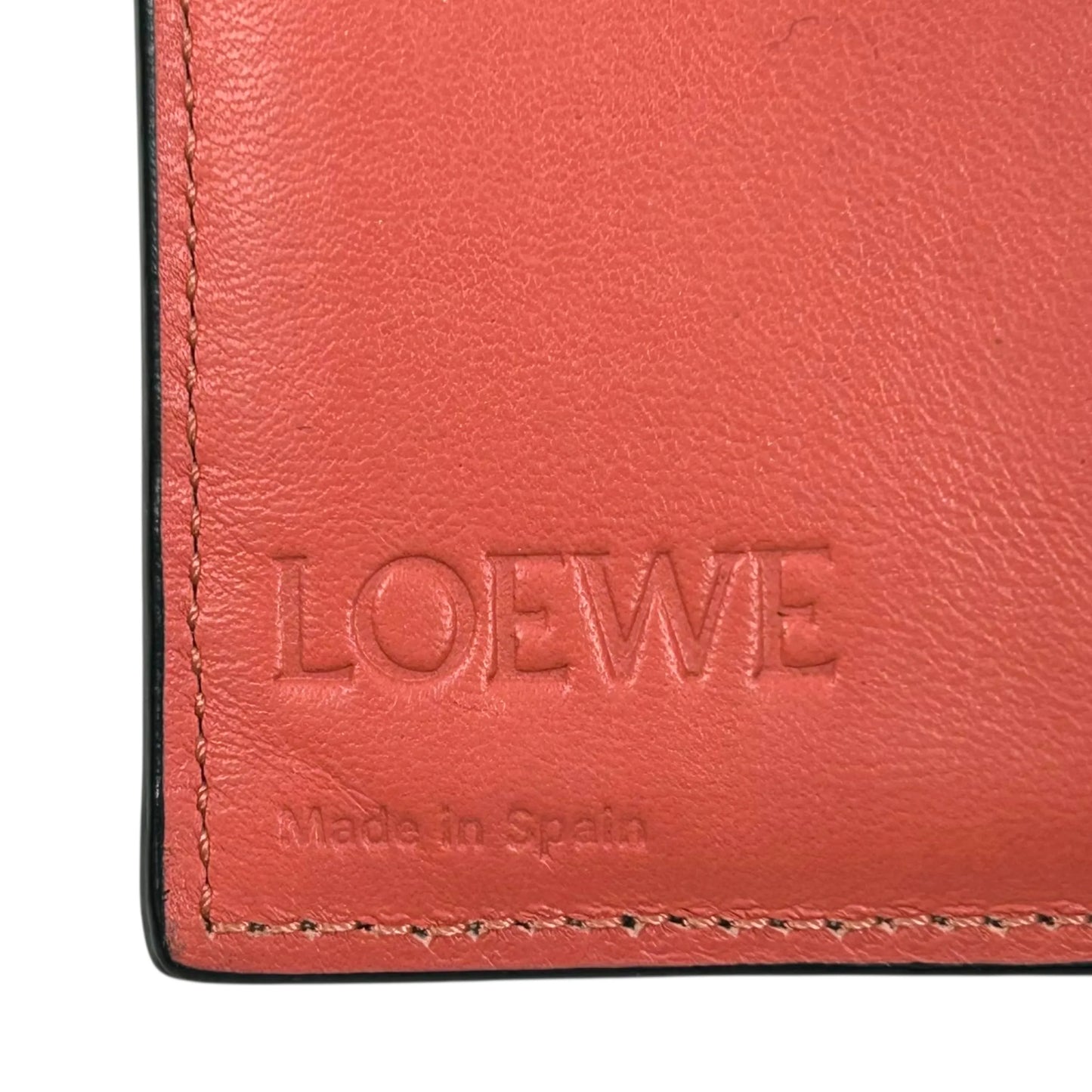 Loewe Slim Zip Bifold Wallet in Calfskin - Beige 