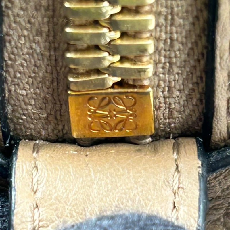 Loewe Amazona 28 Calfskin Handbag/Shoulder Bag - Brown 