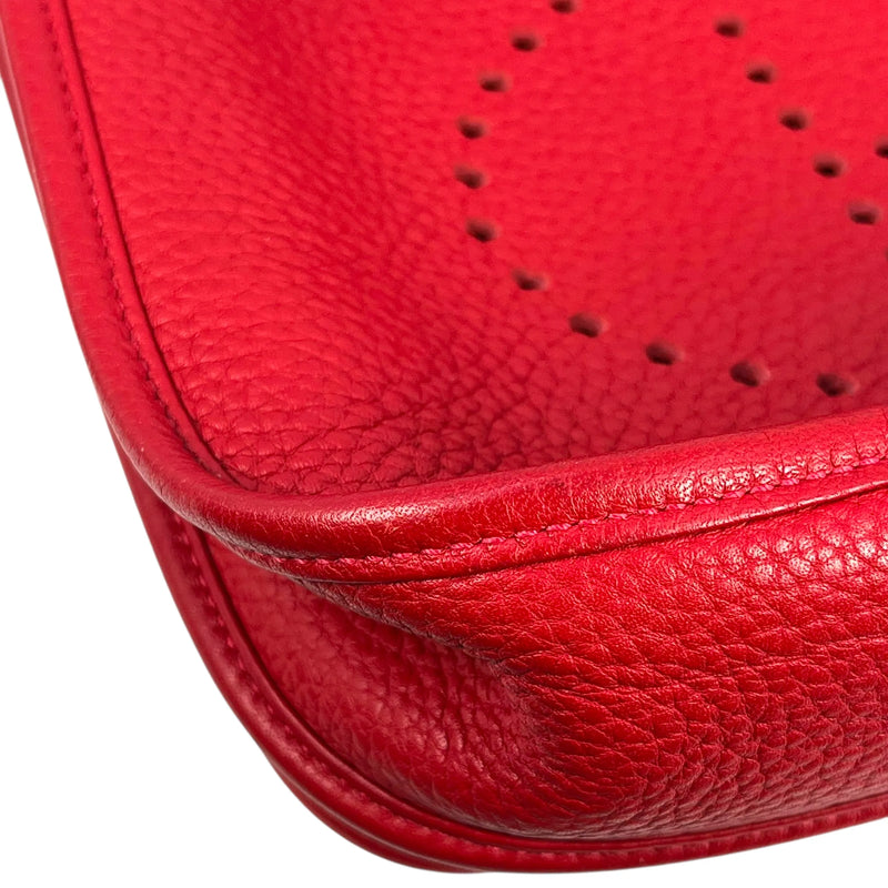 Hermès エヴリン3 PM トリヨンクレマンス T刻印（2015年製） ショルダーバッグ - レッド