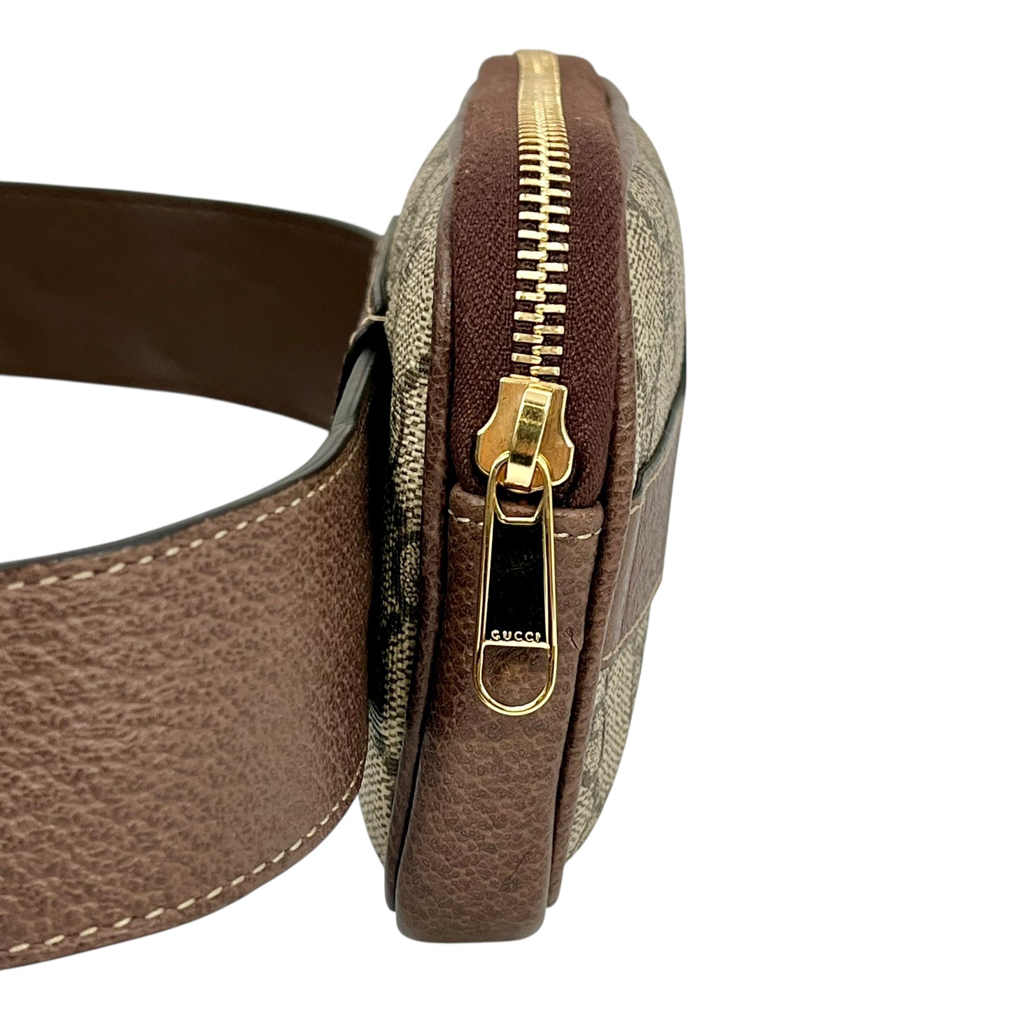 GUCCI GG Supreme Canvas Body Bag - Brown