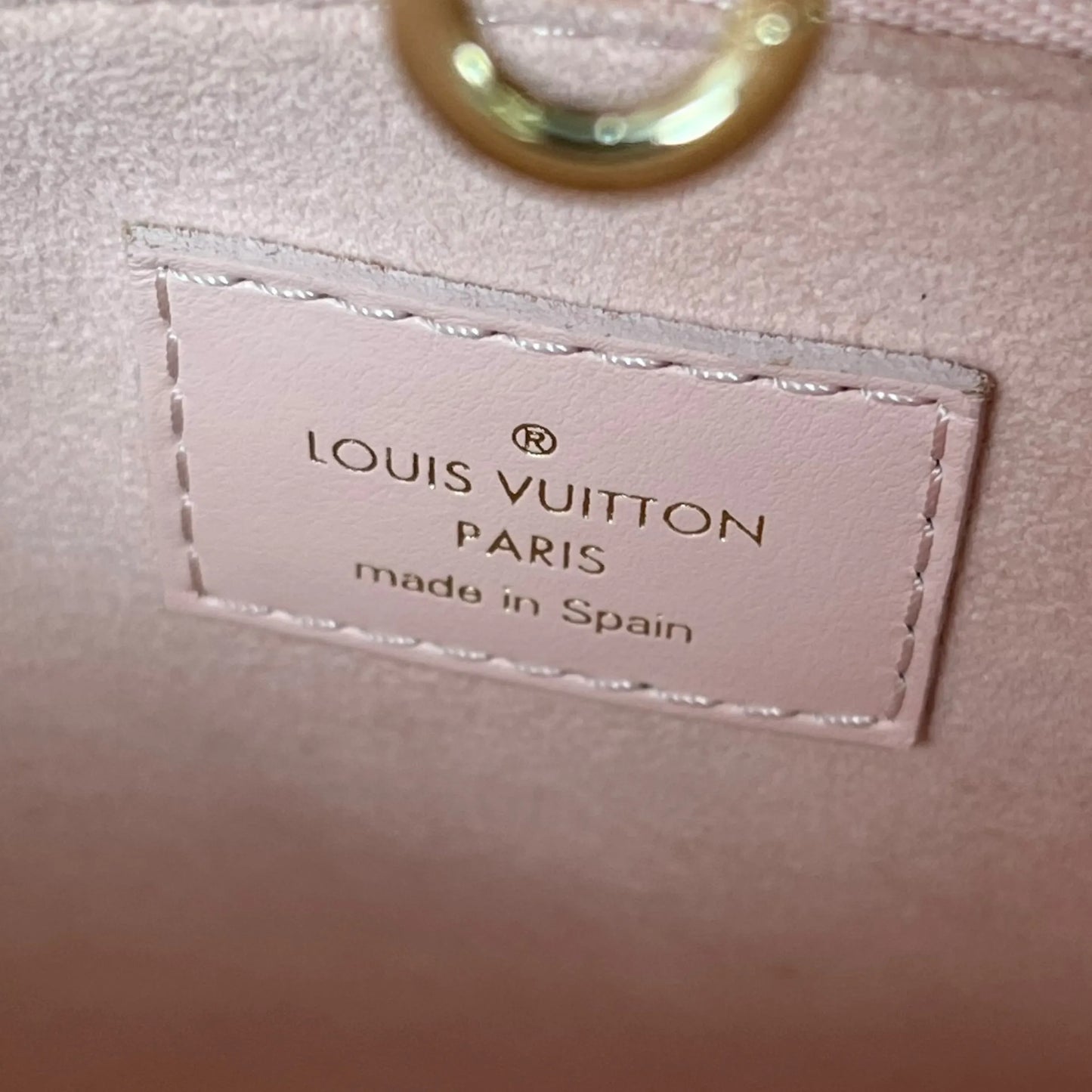 Louis Vuitton Monogram Empreinte On-the-Go PM Handbag - Pink 