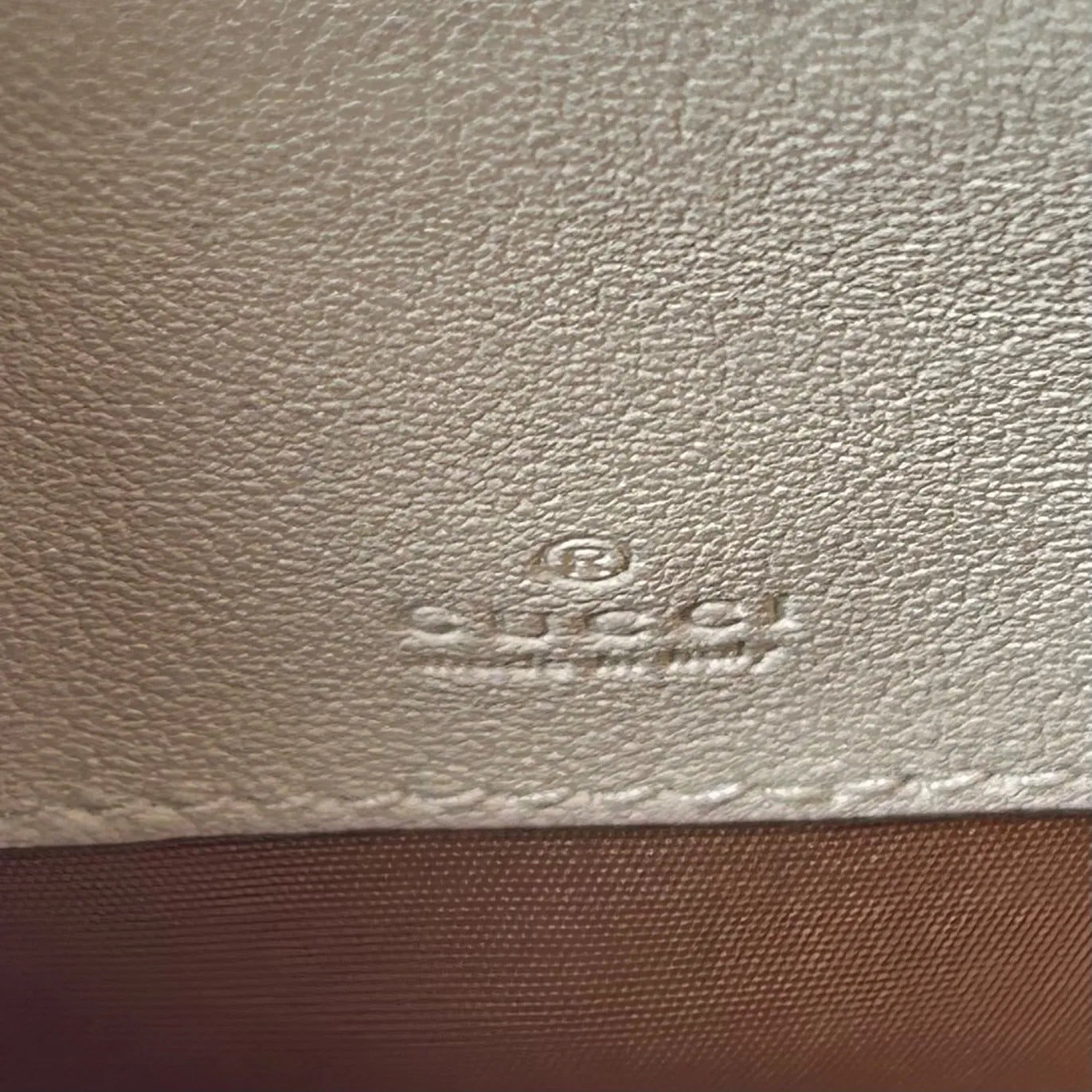 GUCCI Blondie Shoulder Bag - White 