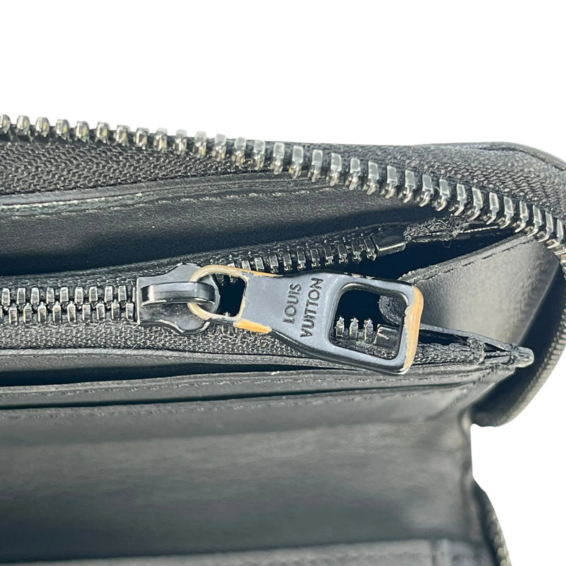 Louis Vuitton Vertical Monogram Taurillon Zippy Long Wallet - Black 
