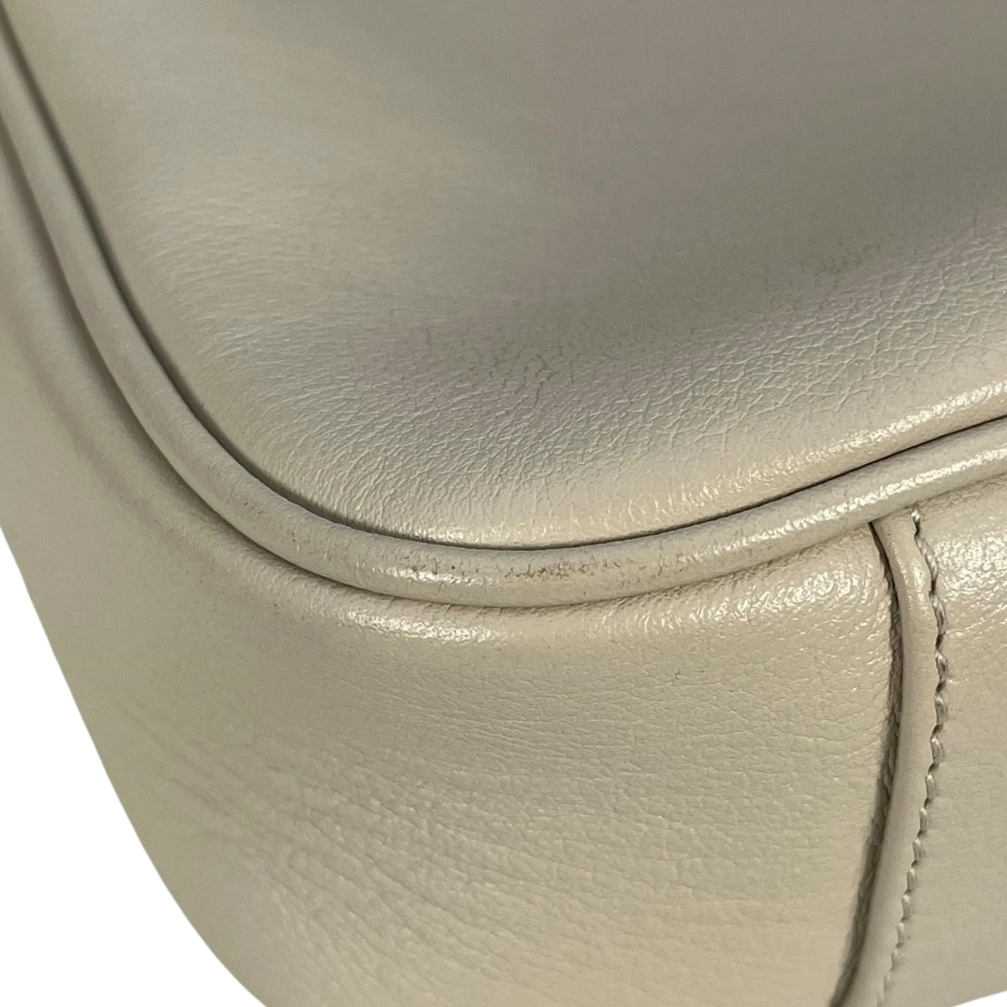 GUCCI Diana Small Hand Bag Shoulder Bag - Beige 