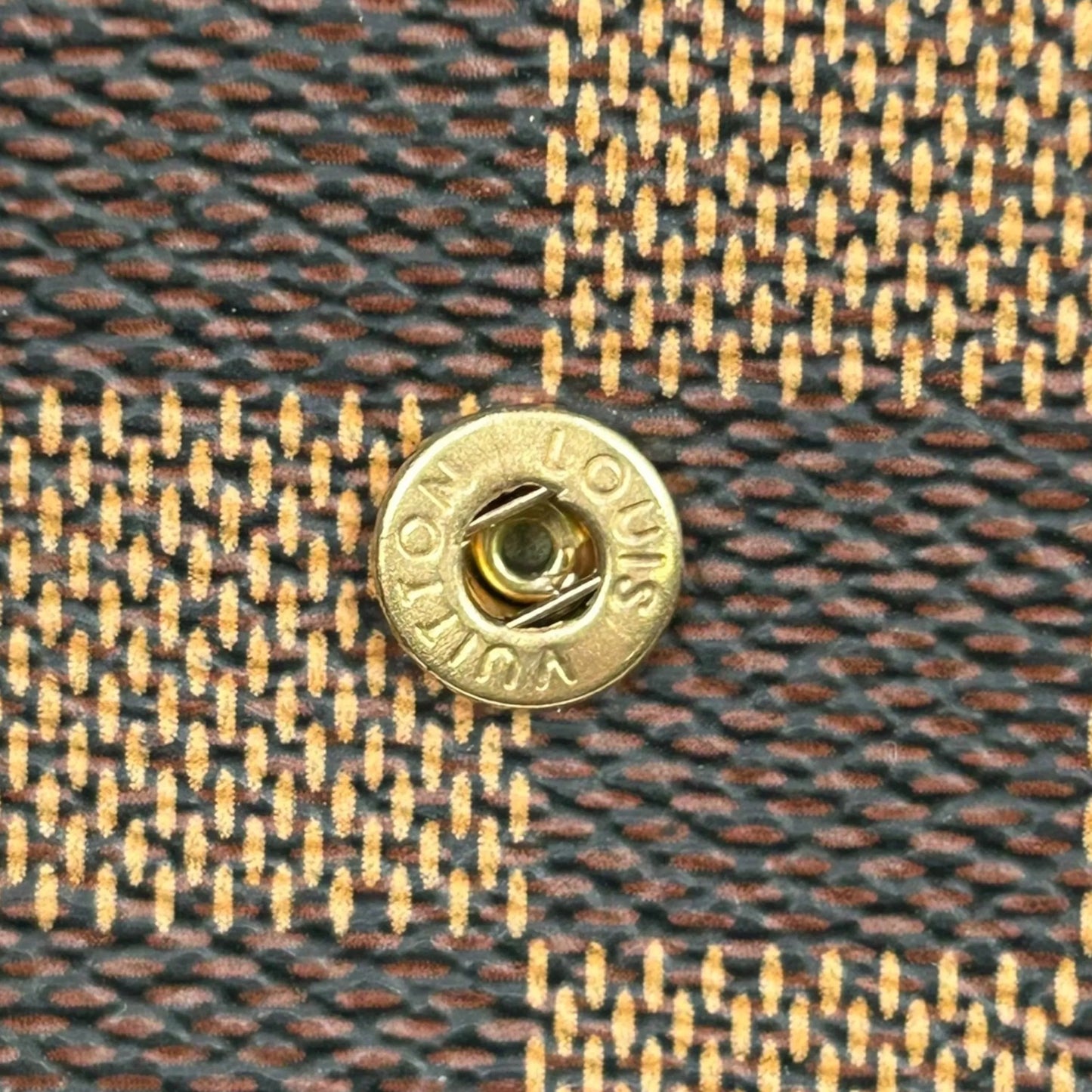 Louis Vuitton Portefeuille Elise Damier Ebene Bi-fold Compact Wallet - Brown 