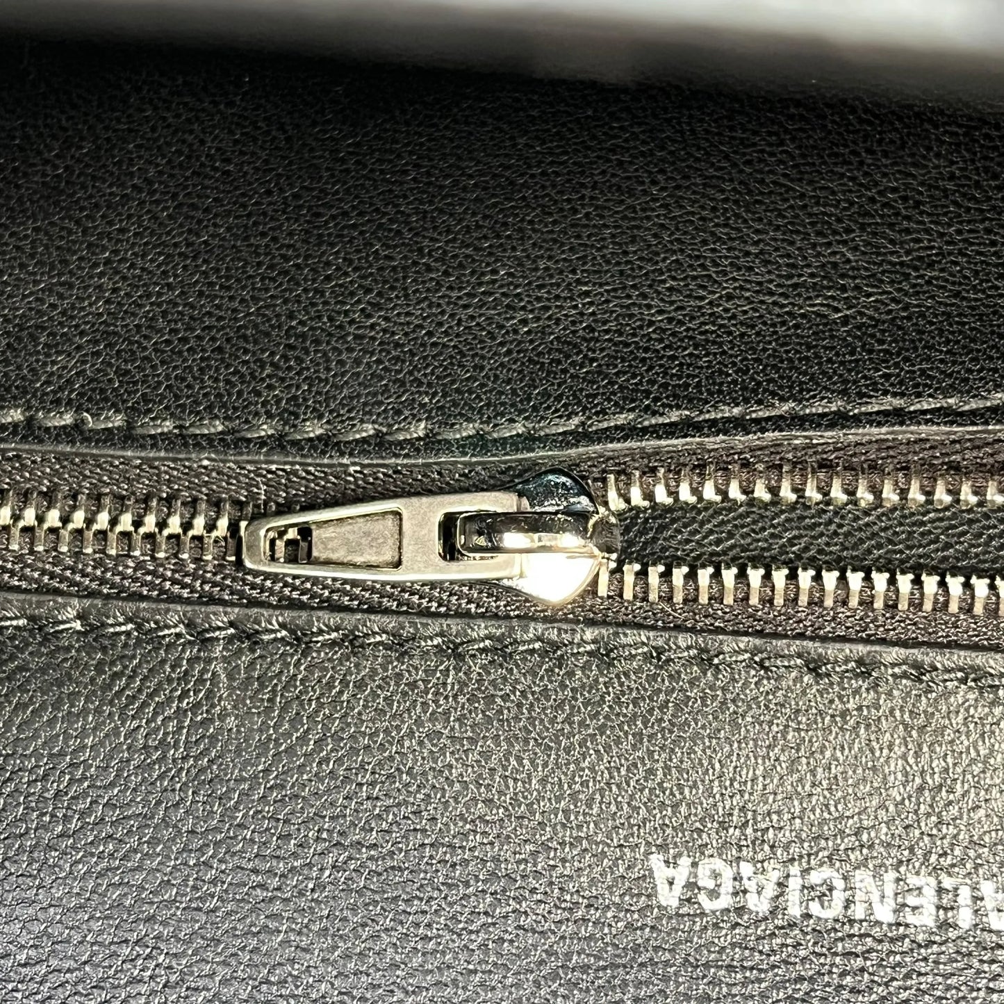 BALENCIAGA Hourglass Canvas Handbag/Shoulder Bag - Black 