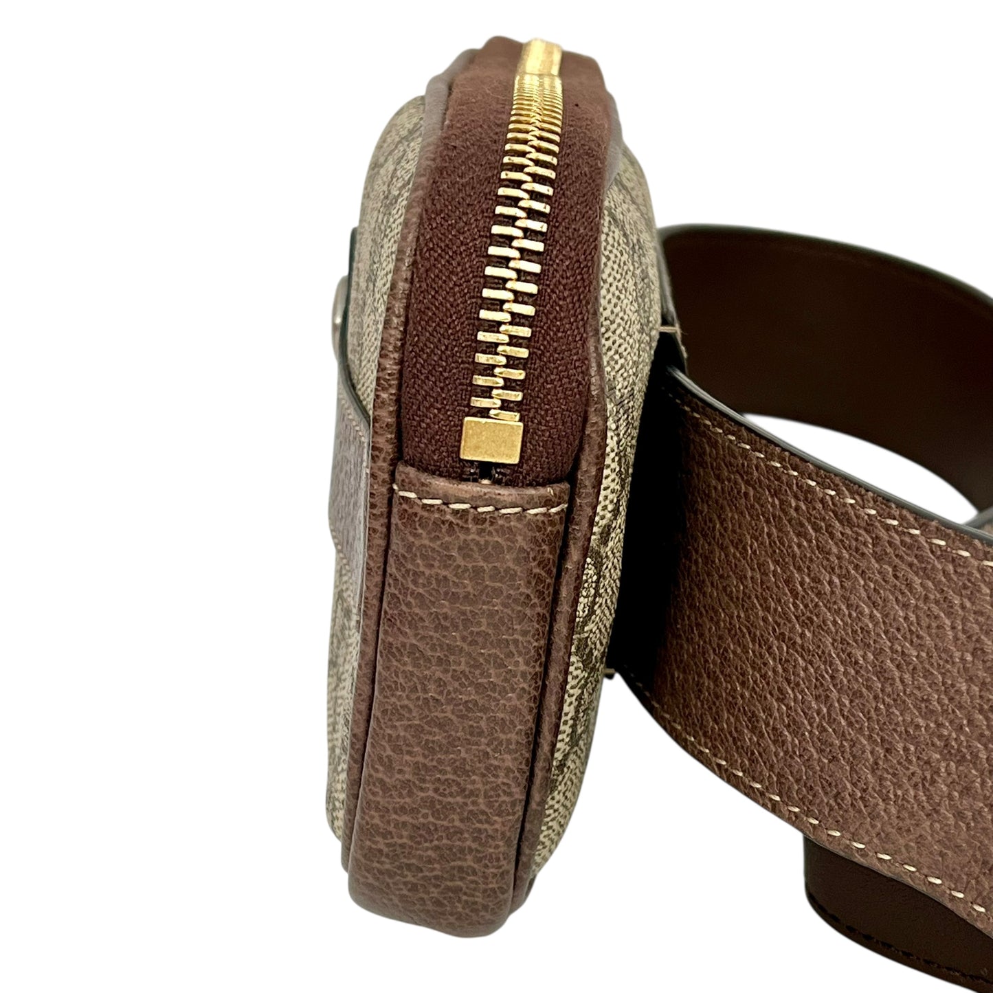 GUCCI GG Supreme Canvas Body Bag - Brown