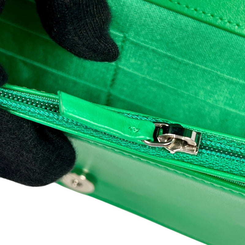 CHANEL Boy Chanel Caviar Leather Chain Wallet Shoulder Bag - Green 