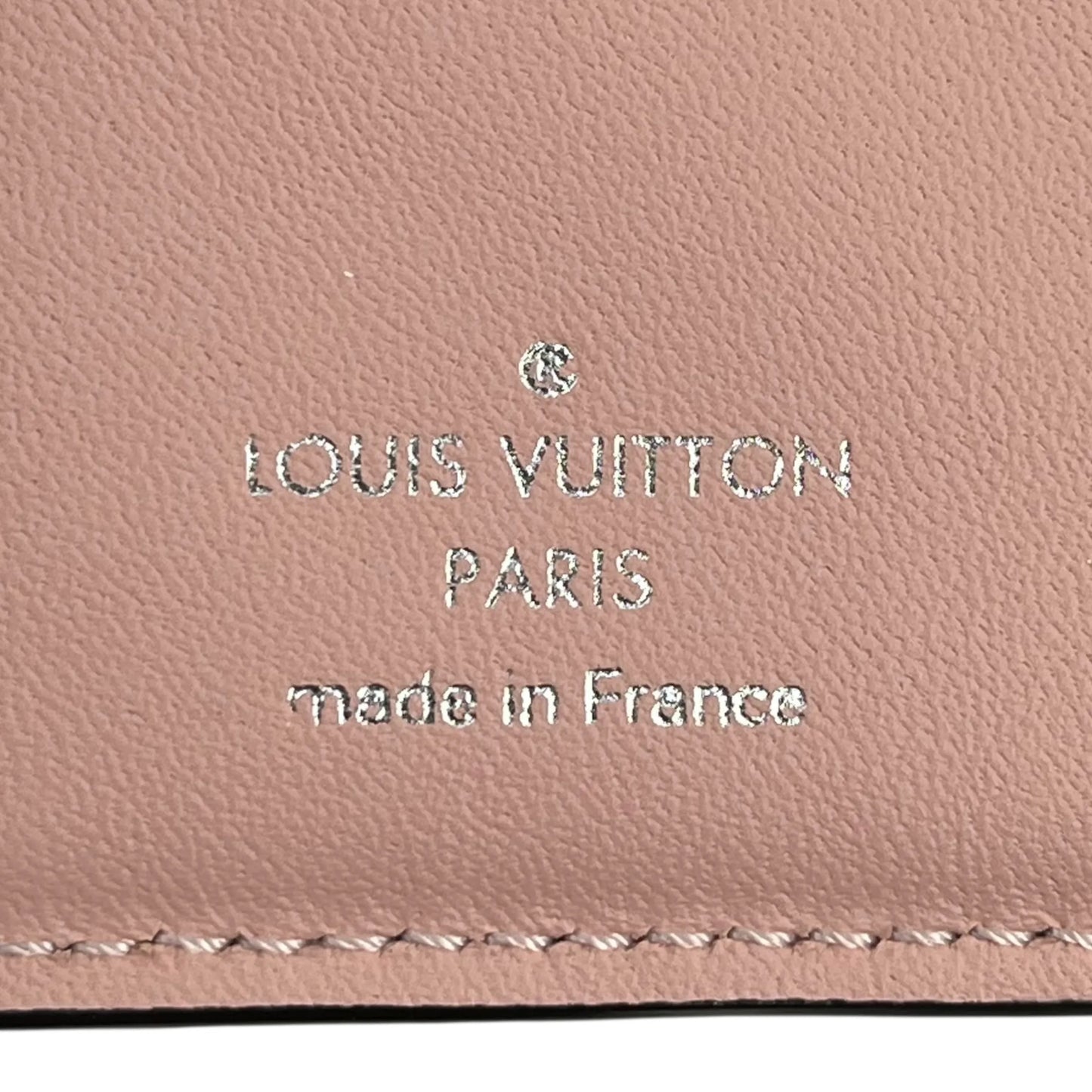 Louis Vuitton Portefeuille Claire Bifold Compact Wallet - White 