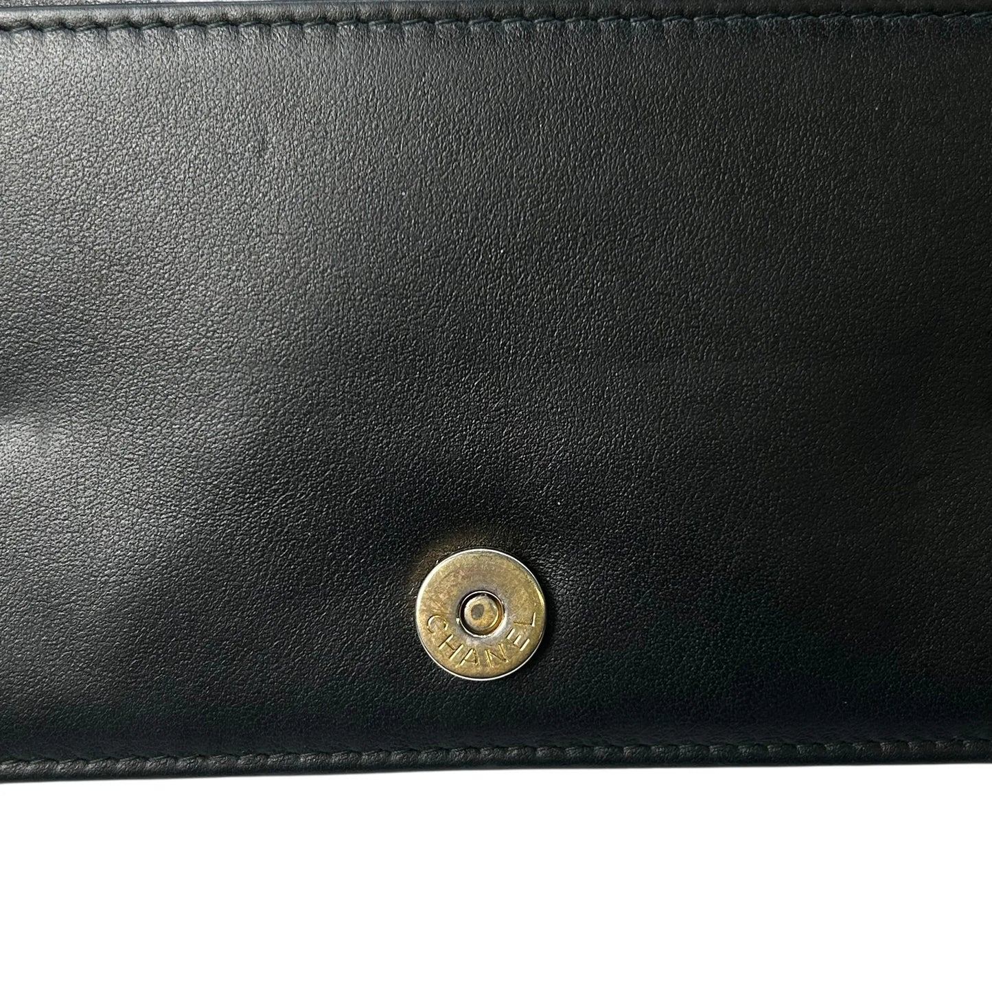 CHANEL Gabrielle de Chanel Chain Wallet - Beige x Black 