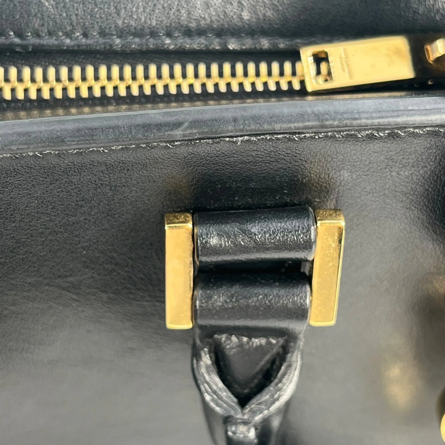 SAINT LAURENT ベイビーカバス レザー ハンドバッグ ショルダーバッグ - ブラック