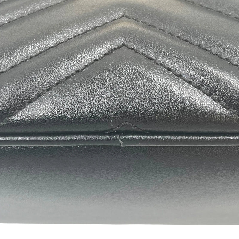 GUCCI GG Marmont Leather Shoulder Bag - Black 