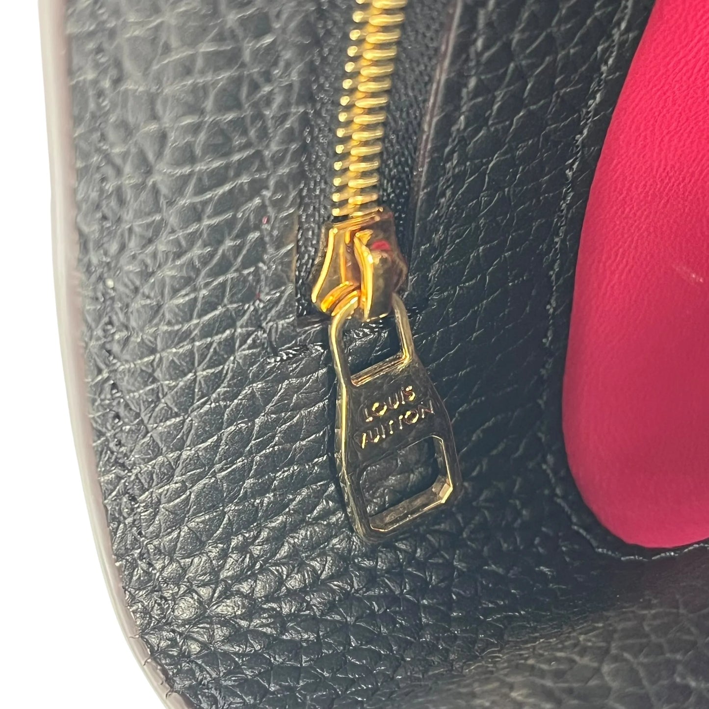 LOUIS VUITTON Capucines BB Handbag/Shoulder Bag - Black 