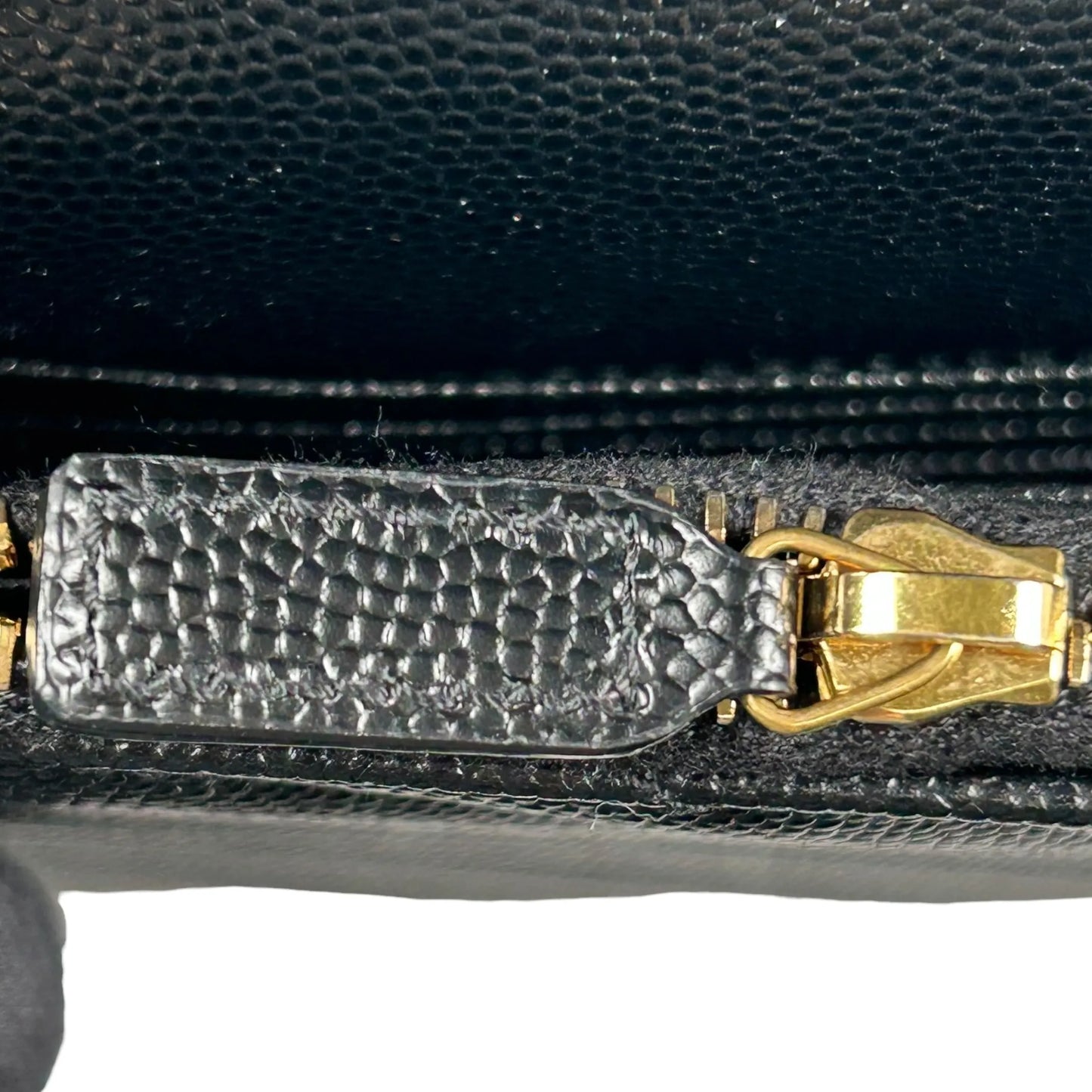 Saint Laurent Cassandra Envelope Calf Leather Chain Wallet - Black 