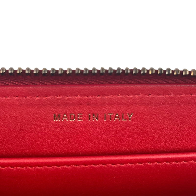 CHANEL Matelasse 2.55 Round Zip Long Wallet - Red 