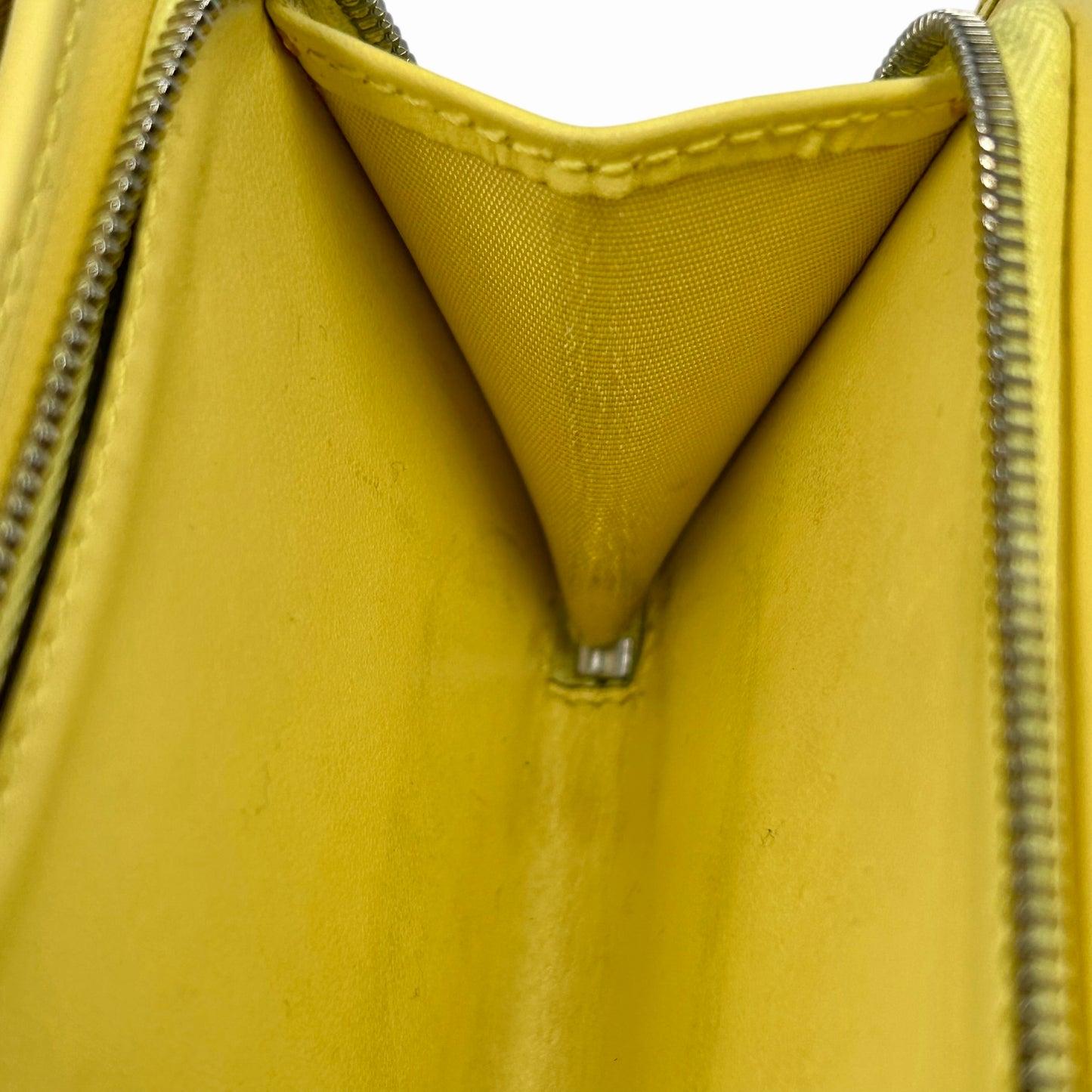 GUCCI GG Marmont Leather Bi-fold Compact Wallet - Yellow 