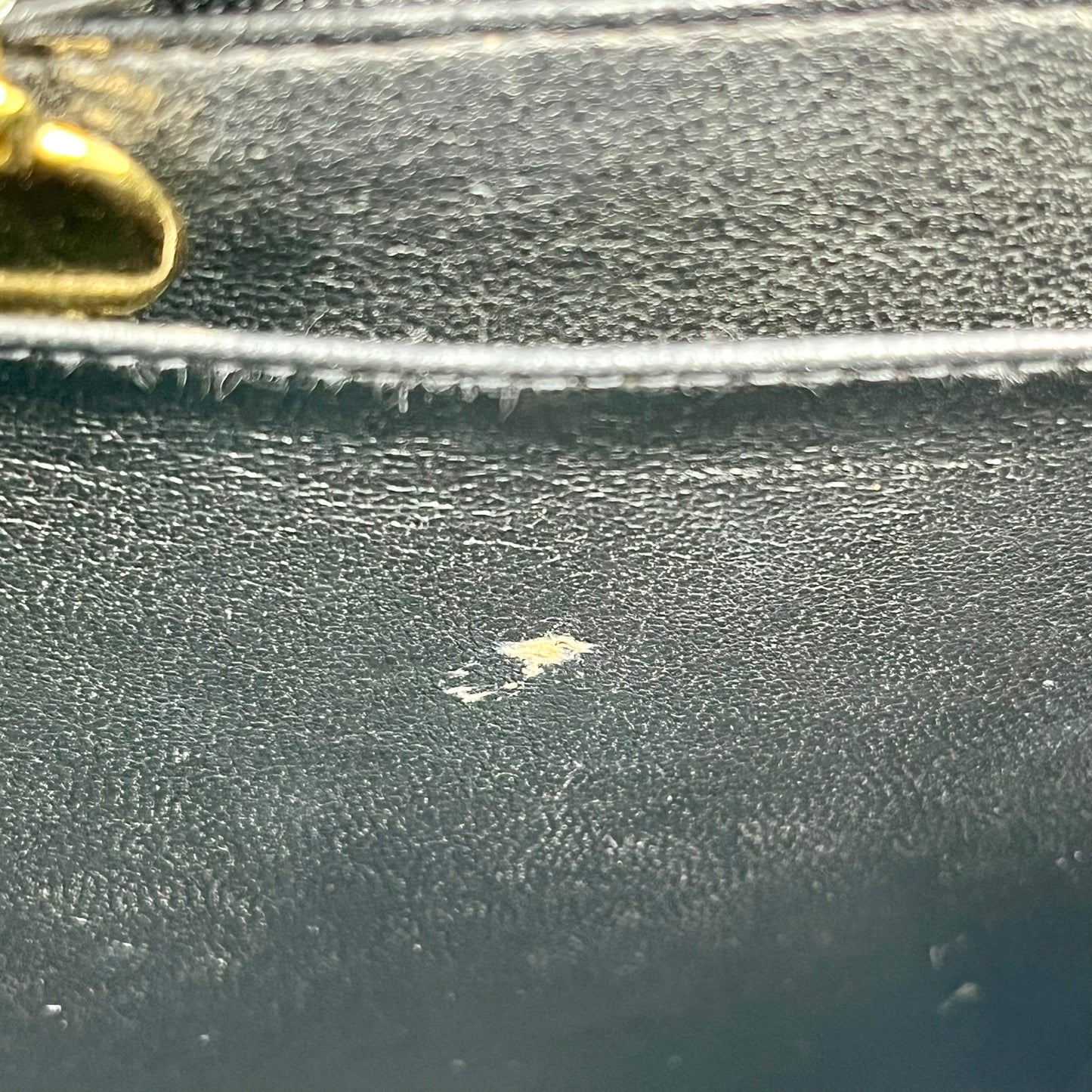 CHANEL マドモアゼル キャビアスキン ハンドバッグ - ブラック