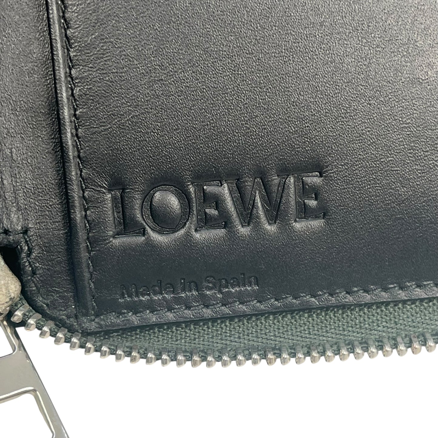 LOEWE Anagram Zippy Bi-fold Compact Wallet - Green 