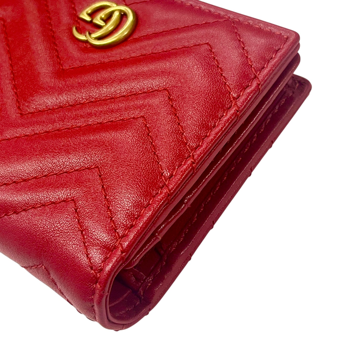 GUCCI GG Marmont Bifold Compact Wallet - Red 