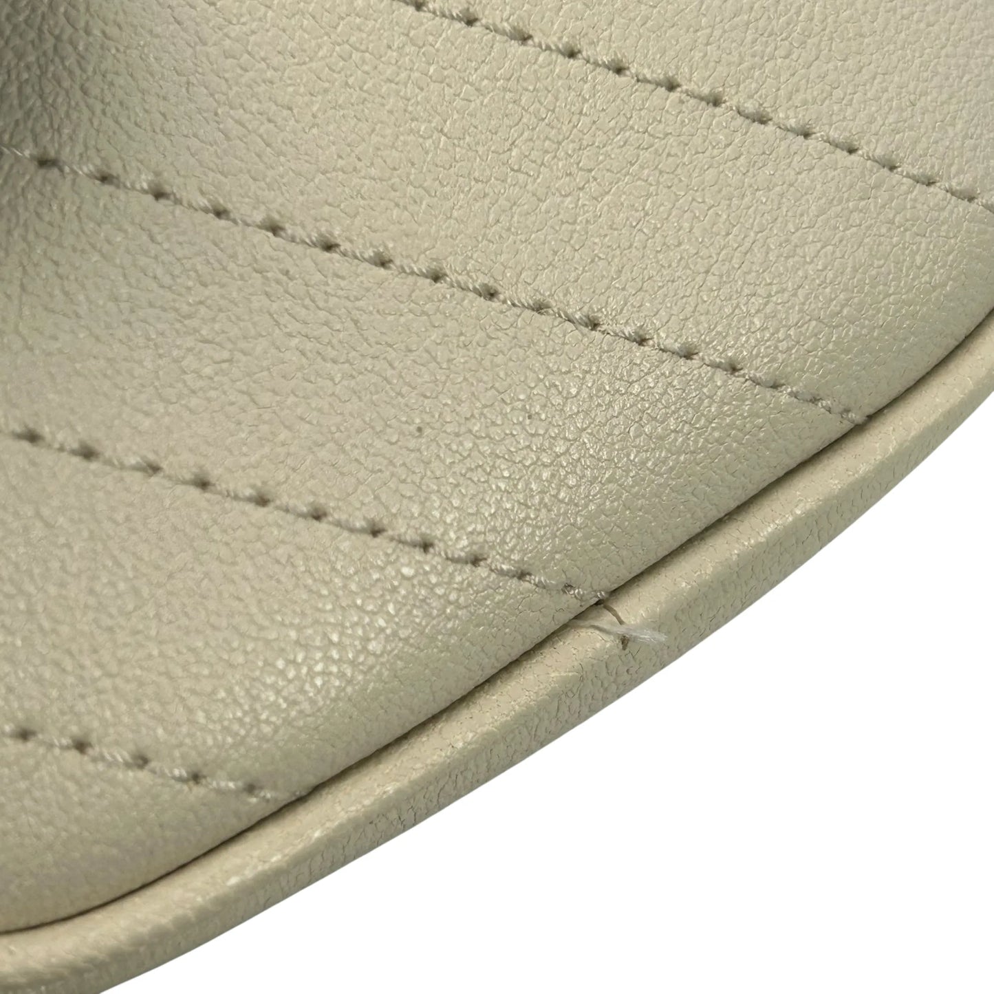 GUCCI Blondie Shoulder Bag - White 