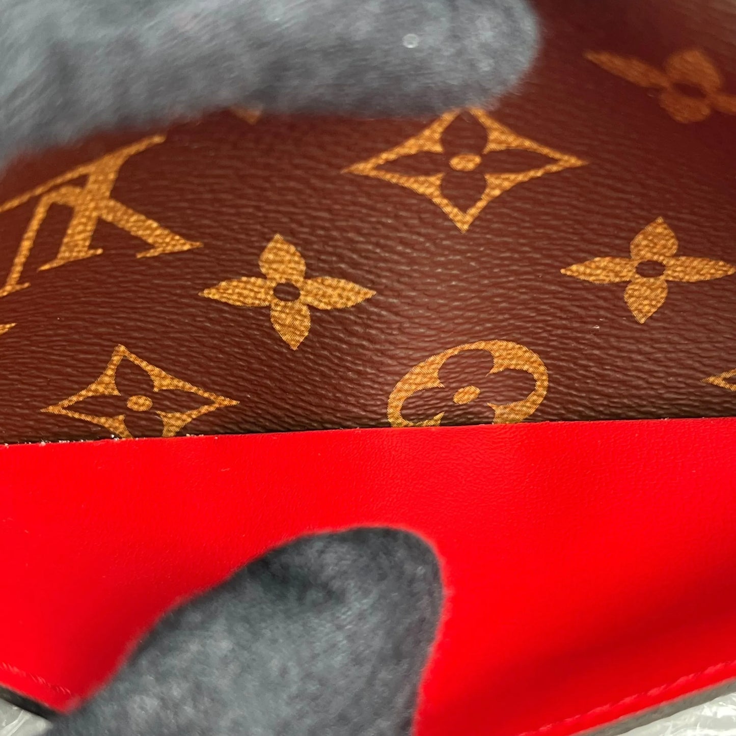 Louis Vuitton モノグラム キャンバス ポルトフォイユ サラ 長財布 ロングウォレット - ブラウン × レッド - 35056