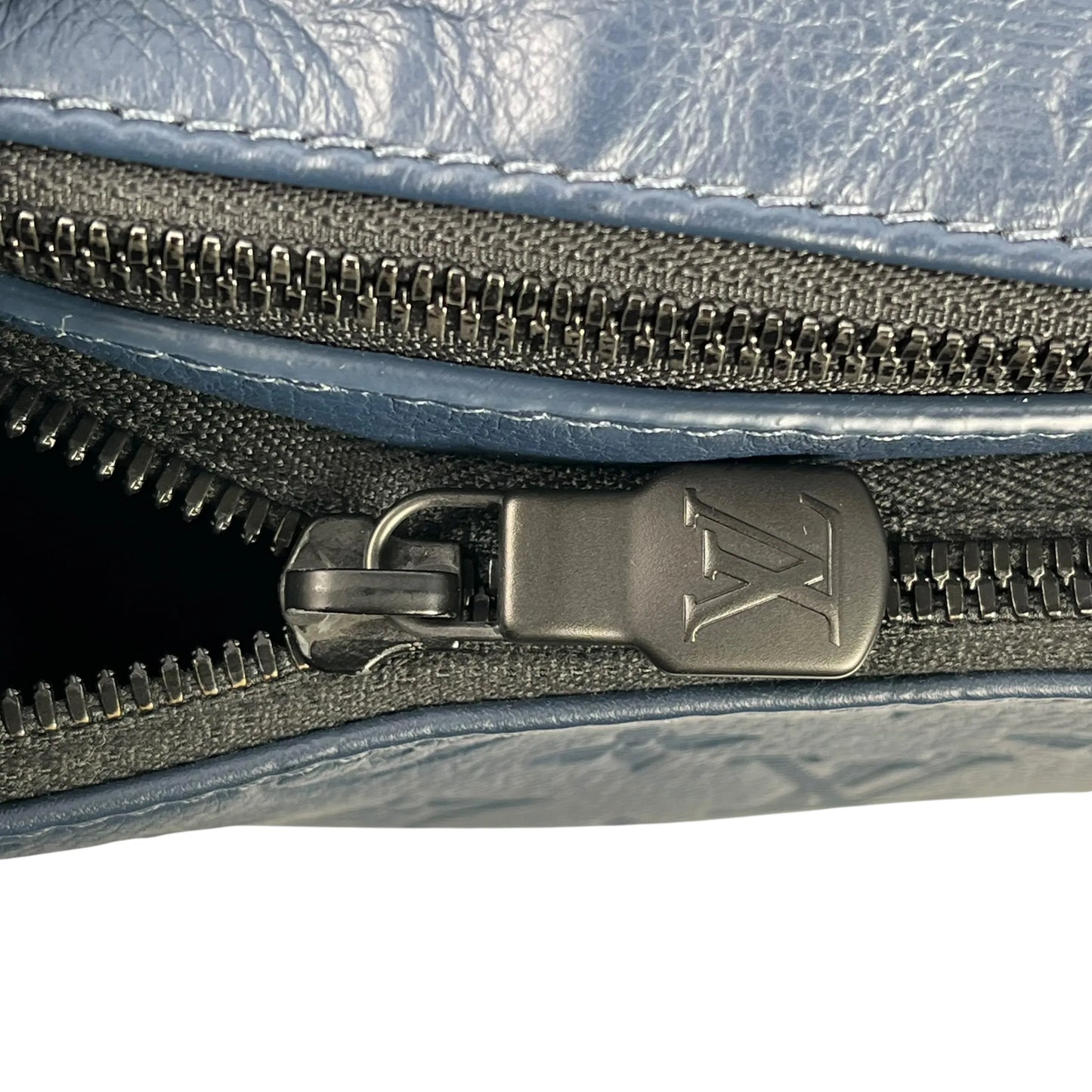 Louis Vuitton モノグラム シャドウ ディスカバリー バムバッグ ボディバッグ - ネイビー