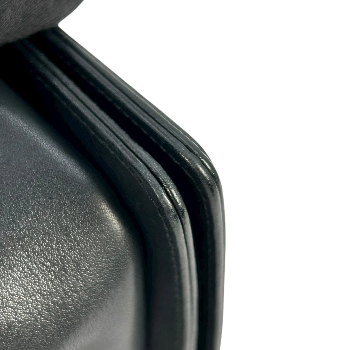 HOLD🔷CHANEL Boy Chanel Hand Bag Shoulder Bag - Black 