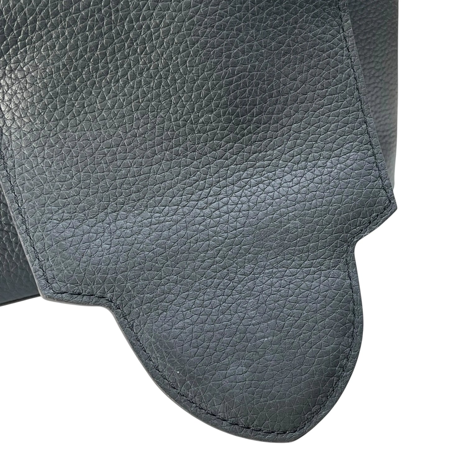 LOUIS VUITTON Capucines BB Handbag/Shoulder Bag - Black 