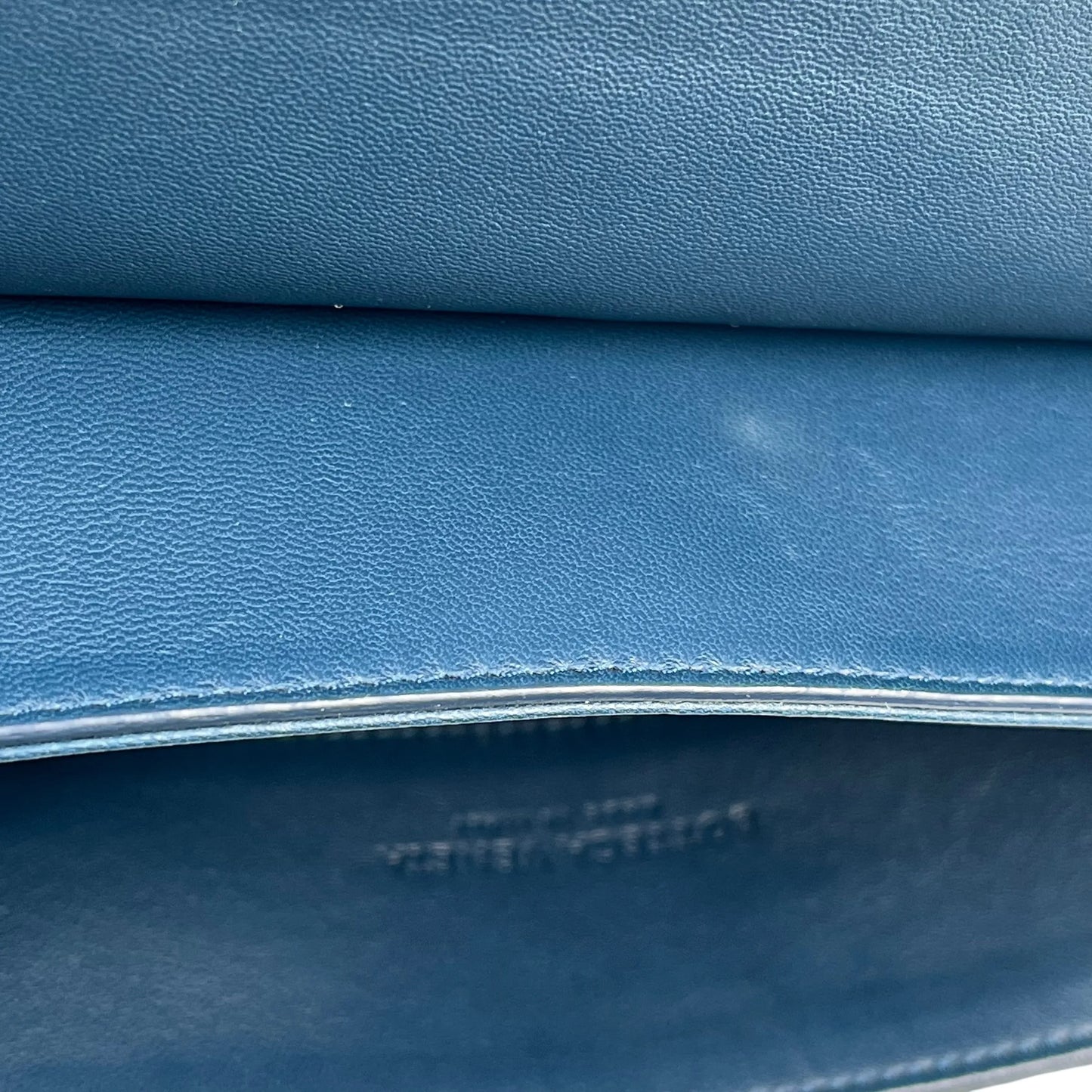 BOTTEGA VENETA Intrecciato Leather Shoulder Bag - Navy 