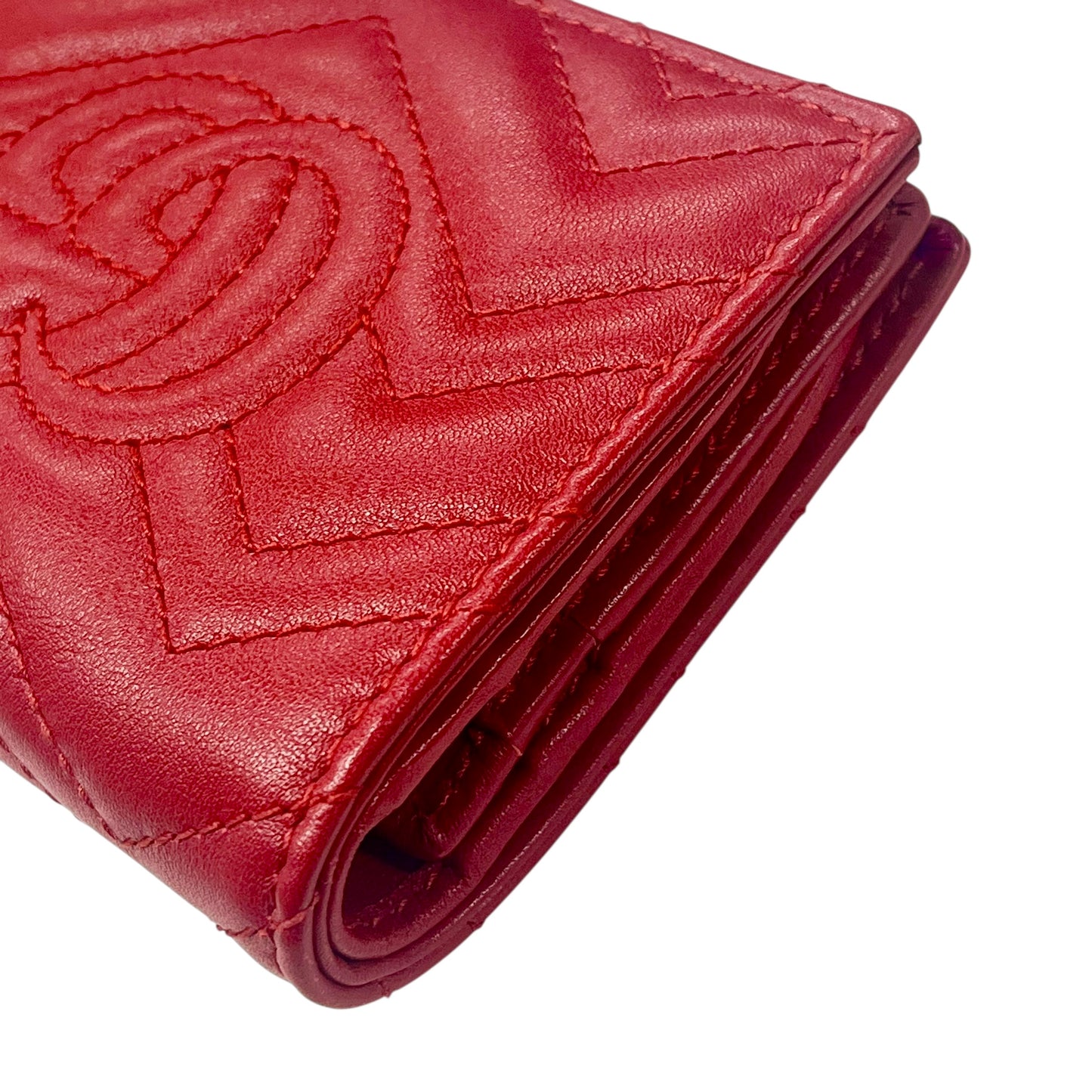 GUCCI GG Marmont Bifold Compact Wallet - Red 