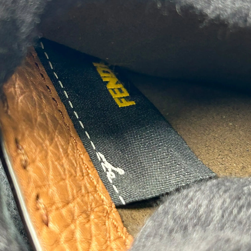 FENDI Selleria Compact Bifold Wallet - Brown 